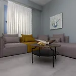 Hippy Designed 3Bedroom Apartment In Heraklion